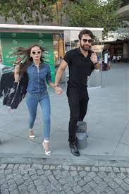 2010 yılında küçük sırlar dizisi ile ilk oyunculuk deneyimini yaşamıştır. Selia Ryma Twitterissa Okanbugun The Best Couple Neslihanatagul Kadirdogulu