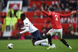 Ht {{ mactrl.match.homescoreht }} : Referee Chiefs Explain Why Man Utd S Goal Vs Liverpool Was Not Disallowed By Var Mirror Online