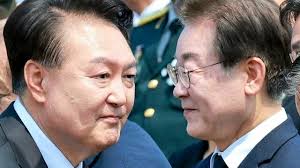 世界一周に挑む有人ソーラー機､ハワイ到着 単独飛行の世界記録を達成