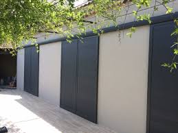 Volets Coulissants En Alu A Bagnols Sur Ceze Volet Coulissant Volet Architecture Interieure