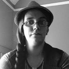 Emma Reddick's Instagram, Twitter & Facebook