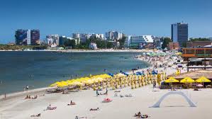 Complexul se intinde pe aproximativ 6 000 mp, in zona de nord a statiunii, la circa 50 m de plaja. Mamaia Hotels 2 239 Cheap Mamaia Hotel Deals Romania