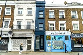 Finde bei uns deine traumwohnung in der umgebung sowie spannende infos rund um das thema wohnungssuche und mietwohnungen. So Viel Kostet Das Schmalste Haus Londons