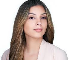 Jennifer Rosati's Instagram, Twitter & Facebook