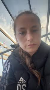 Come to Australia with me and hop around this beautiful city 🇦🇺🥰 I was  also accepted into the kangeroo life with my 10/10 hopping skills 🦘😂