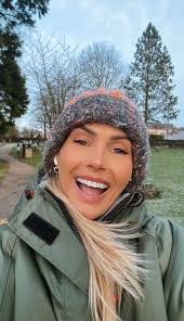 Lily Wiggins's Instagram, Twitter & Facebook