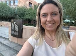 Sarah Dunback's Instagram, Twitter & Facebook