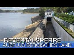 Aufgestaut ist die bever, ein nebenfluss der wupper. Bevertalsperre Ausflugtipps Im Bergischen Land Youtube