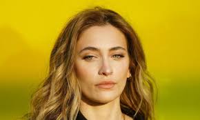 MICHAEL JACKSON: THE REMIX SUITE o noua compilatie!