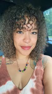 Cutting curly hair recommendations for Saturday morning