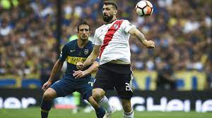 Superclásico is the football match in argentina between buenos aires rivals boca juniors and river plate.it derives from the spanish usage of clásico to mean derby, with the prefix super used as the two clubs are the most popular and successful clubs in argentine football. Copa Libertadores 2018 Final How To Watch Stream River Plate Vs Boca Juniors In Uk Us Goal Com