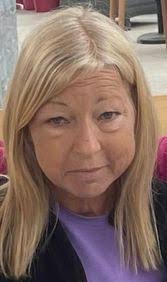 Mitzi May's Instagram, Twitter & Facebook