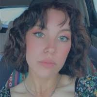 Aurora Elmore's Instagram, Twitter & Facebook