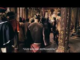 C c dm biar sampai ke pangkal lengan… oh oh ohhh… dm a# c dm aku seru mentera pusaka ku… mentera semerah padi… Download Semerah Padi 3gp Mp4 Codedwap