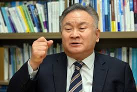 이준석 전 미래통합당 최고위원이 설사 여성 장관을 찾기 어려워 임혜숙 후보자 대신 박준영 후보자를 낙마. Z2hqxnssa3 8wm