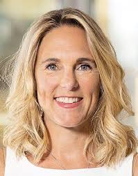 Cambria Post Issue 3 by Cambria Quartz Surfaces