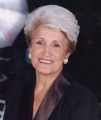 Annie Hirsch's Instagram, Twitter & Facebook