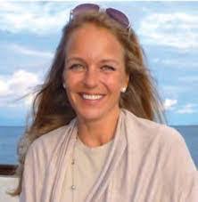 Erin Hulbert's Instagram, Twitter & Facebook