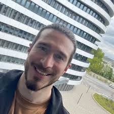 John Struve's Instagram, Twitter & Facebook