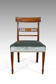 You can be confident that not only do our mahogany dining chairs look good, but they have been well made using authentic techniques and methods and are comfortable and. Set Of 4 Antique Dining Chairs Georgian Dining Chairs Four Georgian Chairs Antique Dining Chairs Mahogany Dining Chairs Uk Antique Dining Chairs Dining Chairs Antique Dining Room Furniture Antique Dining Tables