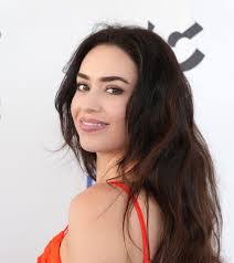 Vanessa Block's Instagram, Twitter & Facebook