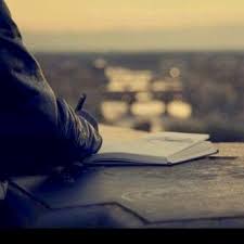 أيها الساهر تغفو تذكر العهد وتصحو وإذا ما التأم جرح جد بالتذكار جرح فتعل م كيف تنسى وتعل م كيف تمحو ملوك العراق Amino