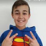 Robin Rundell's Instagram, Twitter & Facebook