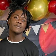 Tonia Robinson's Instagram, Twitter & Facebook