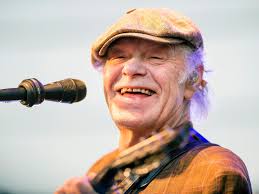 Andrae Crouch er død