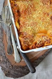 Lasagnes Maison A La Bolognaise Recette Tangerine Zest Recette Recette De Lasagne Maison Recettes De Cuisine Recette Bolognaise