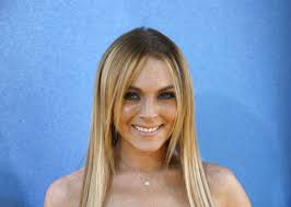 Lohan appears in court