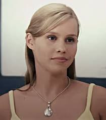 Emma Gilbert Scene Pack