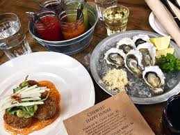 It's ideal for when out of town guests come as we can combine sight seeing with dining. Chewies Steam And Oyster Bar Vancouver Downtown Menu Prices Restaurant Reviews Tripadvisor