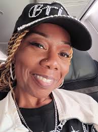 This weekend I'm not boarding a plane—but I am feeling sky-high with  gratitude. ☁️ Let's keep the momentum going! 🎉 📝 Nominate us in the  comments! #liveitlist #shoresandmoretravel #departwithtina #BestofRacine  #liveitlistpals |