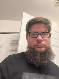 Hi my name is Joey I’m looking for a relationship with a cute nerdy girl. I  like Ramen noodles, playing video games watching wrestling reading comic  books and just someone I could spend time with and ...