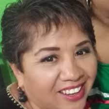 Diferencias entre Jugos y Smoothies 🥬🍏🥒🍌 Algo que siempre me preguntan  son las diferencias entre Jugos y Smoothies 🍏🥬🍌🥒. Los jugos claro que  también los puedes hacer en licuadora, pero además que