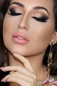 35 Erstaunliche Glitzer Weihnachts Make Up Ideen Dumanli Goz Makyaji Goz Makyaji Mukemmel Makyaj