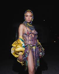 Fka Twigs S Stylist On The Club Kid Inspirations Of Her New Instagram Zine Vogue