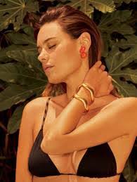 Devon Shuster's Instagram, Twitter & Facebook