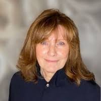 Candice Winstead's Instagram, Twitter & Facebook