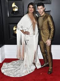 Nick jonas & priyanka chopra: You Almost Missed The Sweetest Moment Between Priyanka Chopra And Nick Jonas At The Grammys Instyle