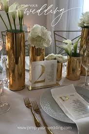 Christmas Table Decorations Christmas Table Settings Christmas Table Ideas Gold Weihnacht Weihnachtstischgedecke Tischdekoration Tischdekoration Weihnachten