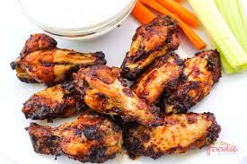 Best way to thaw frozen chicken wings. Air Fryer Frozen Chicken Wings No Thaw Oh So Foodie