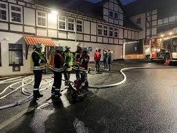 Ihre bank vor ort hilft ihnen gerne weiter. Gudensberg Kellerbrand In Der Vr Bank Hessennews Tv