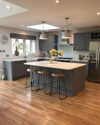 Sasha Crouch (sashacrouch)