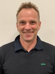 Daniel Naus's Instagram, Twitter & Facebook