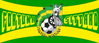 Aan het begin van de shirtsponsoring dachten sommige mensen dat 'lu' de afkorting was van 'limburgse universiteit'. Eerste Training Fortuna Sittard Fortuna Supporters Collectief