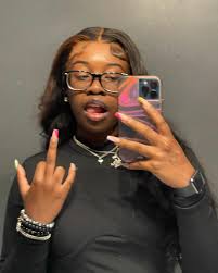 Saniya Stanley (@iiiamsaniya) • Instagram photos and videos