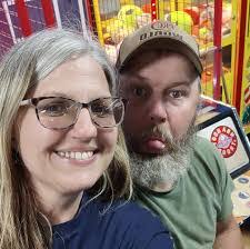 Fran Puckett's Instagram, Twitter & Facebook