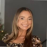 Olivia Wickwire's Instagram, Twitter & Facebook